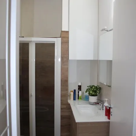 Casa Indipendente A 2 Passi Dal Mare